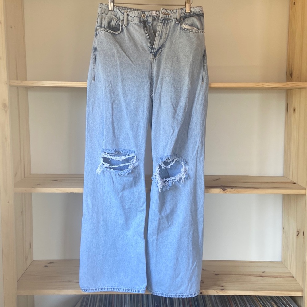 Zara High-Waisted Wide Legged Jeans